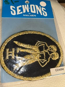 Parche vintage años 70 Coser HORÓSCOPO GEMINI GEMELOS por Nielson Novedades Nuevo en Paquete - Imagen 1 de 4