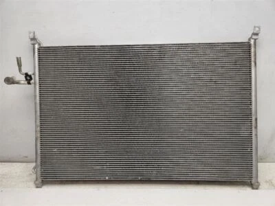 Condensador de aire acondicionado Infiniti M35 2006-2010 OEM 92100EG000 Foto 1 de 4