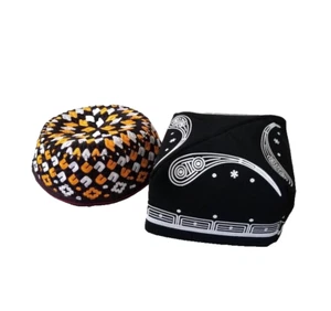 SELECTION OF TWO SMALL CENTRAL ASIAN HATS -UZBEK/TURKMEN - Picture 1 of 5