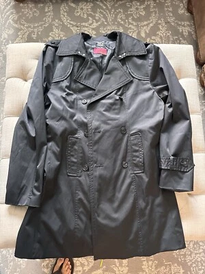 impermeable/trinchera hombre zara  Foto 1 de 4
