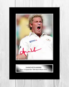 Shane Warne Cricket 2 Australia A4 repro autograph poster with choice of frame - Picture 1 of 3