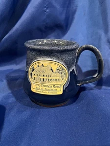Forty Putney Road Souvenir Tasse Brattleboro VT blau glasiert Deneen 2008 HANDARBEIT - Bild 1 von 7