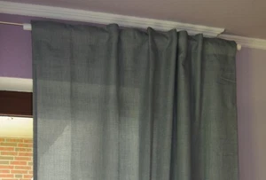 2 Gardinenschals Vorhänge blickdicht türkis blau/grün 140x245cm Tunnelzug Neu - Bild 1 von 5