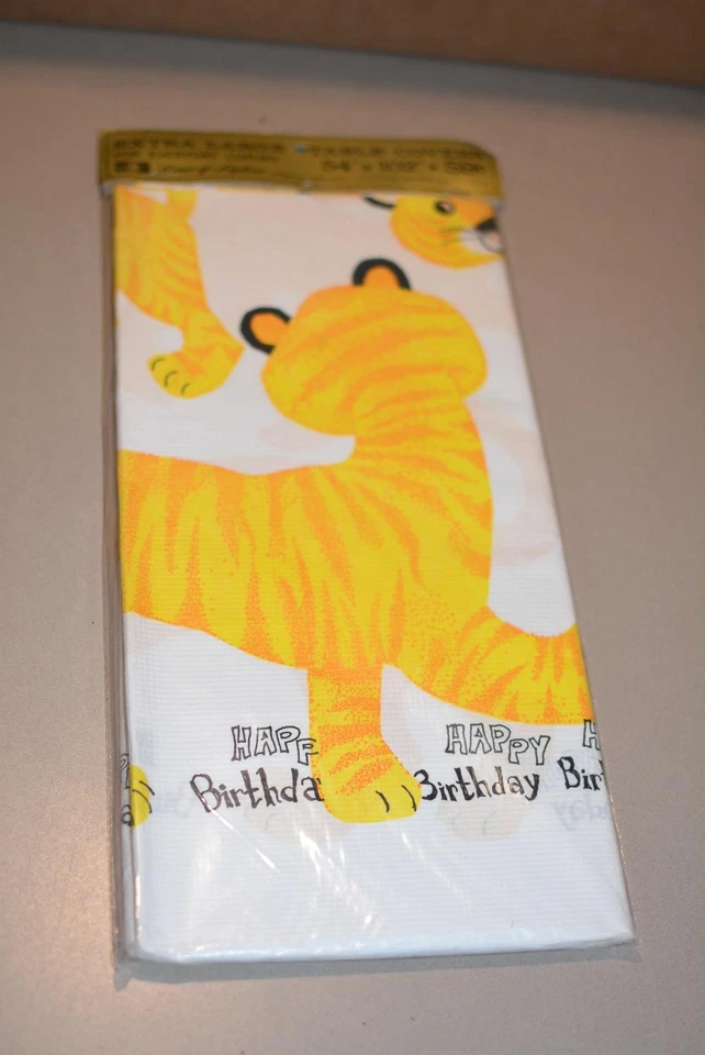 Cubierta de mantel vintage de tigre amarillo feliz cumpleaños papel laurel mediados de siglo Foto 1 de 1