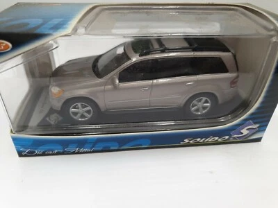 SOLIDO   MERCEDES BENZ GL 4X4 GRISE NEUF EN BOITE 1/43° - Photo 1/2