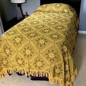 Vintage Woven Bedspread Fringe TWIN/Full Gold & Dark Green 70" by 102" * READ * - Picture 1 of 12