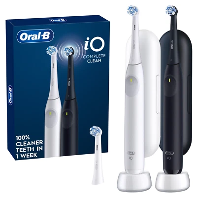 Oral-B iO Complete Clean Rechargeable Toothbrush, 2-pack - Image 1 of 4