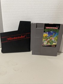 Teenage Mutant Ninja Turtles gioco Nintendo NES con parapolvere pulito buone condizioni