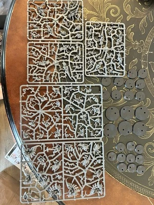 Warhammer 40k Tyranid Termagants, Neurogaunts, Barbagaunts y Ripper Swarm Foto 1 de 4