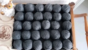 BaumWolle.Garnpaket, 900 g Wolle zum Stricken,Grau Bastellwolle,Konvolut.Resten - Bild 1 von 1