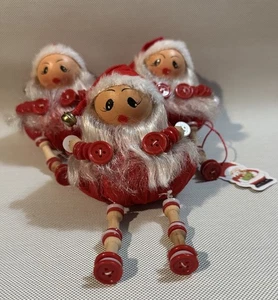 Trio Of 3 Cloth Weighted Shelf Sitters Christmas Santa Buttons 1998 - Picture 1 of 8