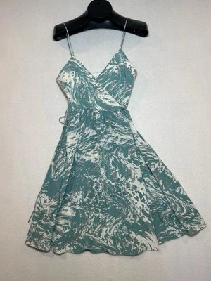 Vestido Corto Tibi Seda Envolvente Correa Espagueti Azul Gris Talla 8 100% Seda Usado en Excelente Condición Foto 1 de 4