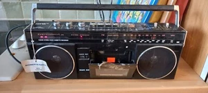 Vintage 80s ROBERTS RSR 50 3 Band Portable Stereo Radio Cassette Recorder Player - Picture 1 of 10