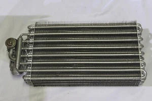 A/C evaporator for BMW E34 E32 525i 530i 535i 850CSi - Picture 1 of 3