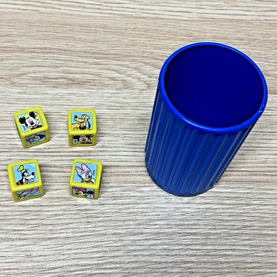 Yahtzee Jr. Mickey Mouse (1998) - Taza de dados de repuesto + 4 dados - LEER VER fotos Foto 1 de 4