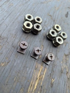 1986 HONDA 250ES 250 BIG RED ATC LUG NUTS 3 MUD FLAP FASTENER GC - Bild 1 von 2