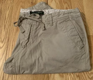 Eddie Bauer Capri Cargo Pants Women 8 P Beige Cotton Outdoor - Picture 1 of 12