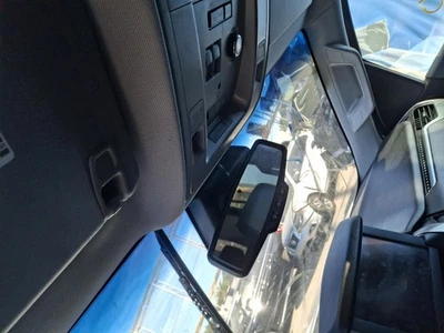 Espejo retrovisor interior delantero central usado se adapta a: Chevrolet Tahoe OnStar 2016 op Foto 1 de 4