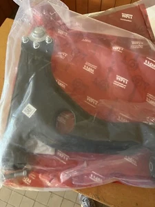 Braccio oscillante, Sospensione ruota - TRW JTC1271 Opel Astra H Opel Zafira - Foto 1 di 1