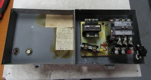 💥WESTINGHOUSE SIZE 1 ENCLOSED MOTOR STARTER 120V COIL A200MICAC W/ 1F0890 - Picture 1 of 12