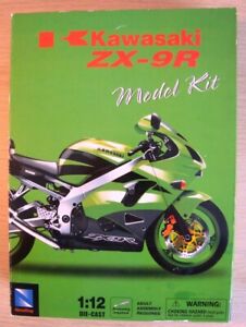 Kawasaki ZX-9R Die-cast Model Kit Scale 1:12 New Ray Miniature Motorcycle Boxed