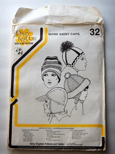 Daisy Kingdom 32 MORE DAISY CAPS ©1976 UC FF - Picture 1 of 1