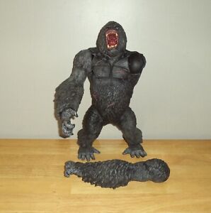 Kong The 8th Wonder Of The World 15" Deluxe Angry Roar Roaring Figure Mezco