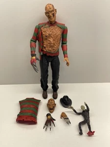 NECA Nightmare on Elm Street 3 Ultimate Freddy Krueger Figur (missing house) - Bild 1 von 6
