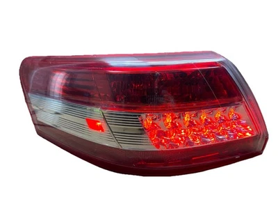 Luz trasera izquierda del lado del conductor #S64 OEM 2010 2011 Toyota Camry LED LH Foto 1 de 4