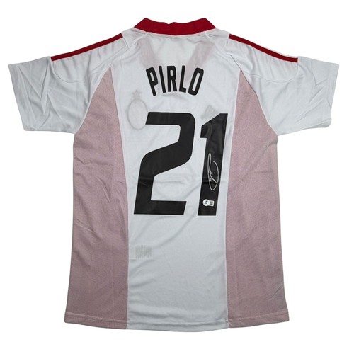 正規品　JUVENTUS PIRLO 21 ACミラン ANDREA PIRLO ITALY JUVENTUS FC AC MILAN AUTOGRAPHED SIGNED SOCCER