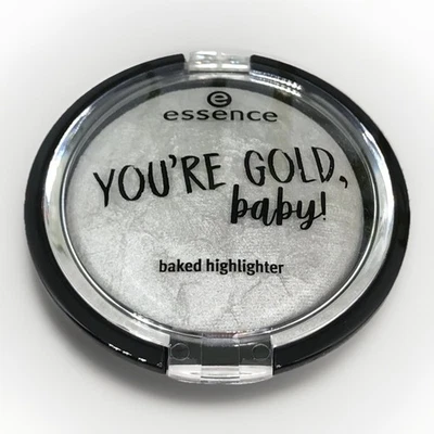 essence YOU‘RE GOLD, baby! Baked Highlighter 02 my white gold! silber 7 g - Bild 1 von 4