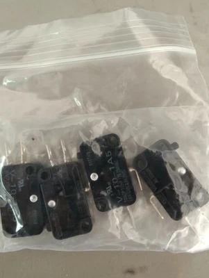 10 PIEZAS Nuevos Microinterruptores Omron V-105-1A5 V1051A5 Envío Gratis Foto 1 de 3
