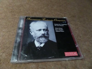 CD ALBUM - DICHTER DOUGLAS PLETNEV INTERNATIONAL TCHAIKOVSKY COMPETITION VOL 2 - Picture 1 of 2