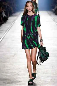 Versace S/S 2016 Runway mehrfarbig Druck Seitenknoten Viskose Minikleid Größe 46 - Bild 1 von 10