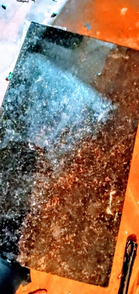 Laje grande de bancada de mármore - Imagem 1 de 3