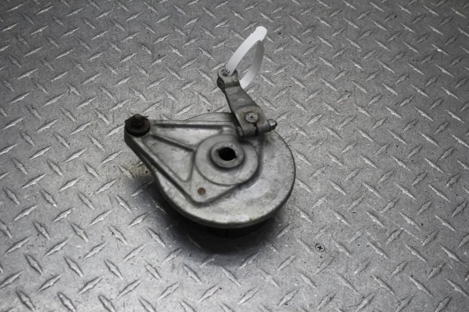 Honda XL100 1974 montaje de tambor de freno trasero Foto 1 de 4