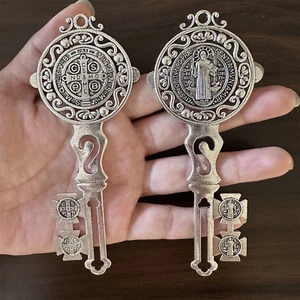 2 Stück/Set Silber Emaille doppelseitig Heiliger Benedikt 12 cm x 5 cm Schlüssel Segen für  - Bild 1 von 1