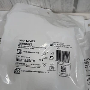 Respronics DreamWear Silicone Nasal Pillow Size Medium 1146473 - Picture 1 of 3