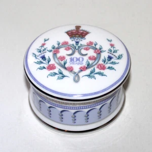 The Royal Collection Queen Mother Centenary Porcelain Box 100 Years Elisabeth - Picture 1 of 8