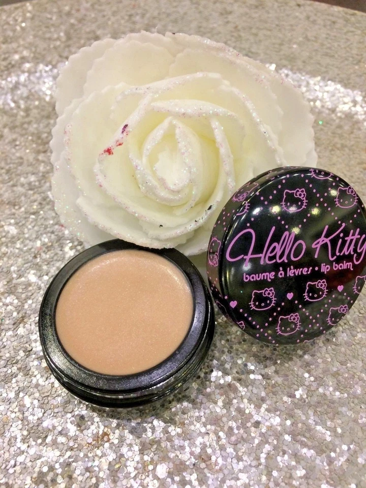 HELLO KITTY Balsamo Labbra Protettivo Nutriente Idratante Non Colla 18 € - Immagine 1 di 1