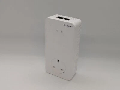 Devolo WiFi repeater+ ac network booster range extender 2 LAN white UK MT3048 - Image 1 of 4