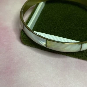 Mother of pearl bangle - Picture 1 of 4