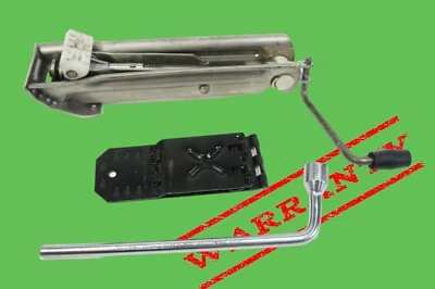 08-2014 mercedes w204 c350 c300 kit de herramientas de cambio de neumáticos de repuesto llave de tuerca de gato Foto 1 de 4