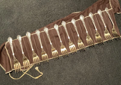 12 Gorham Chantilly Sterling Silver Partial Gilt Pierced Dessert Fork Set Foto 1 de 4