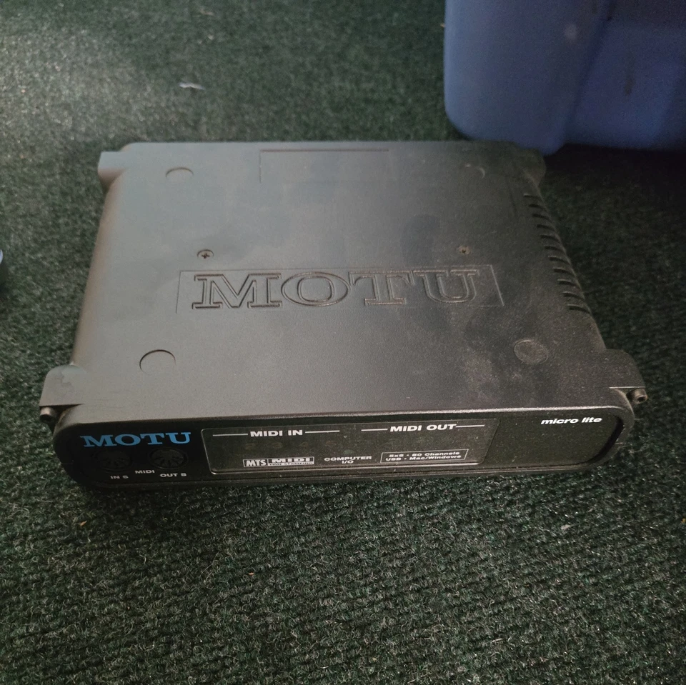 MOTU micro lite USB MIDI INTERFACE 5IN 5OUT - Image 1 of 4