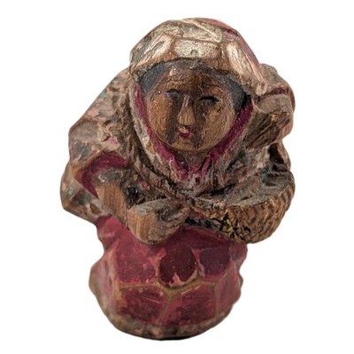 Antiguo recolector de té japonés Saishiki madera pintada Ittobori Netsuke Uji mujer Foto 1 de 4