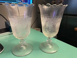 Set of 2 Rare Late Victorian Era Celery Vase Scroll On Snow Pattern - Picture 1 of 8