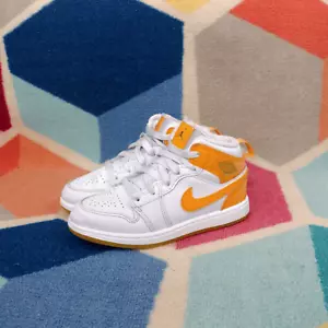 Nike Air Jordan 1 Mid Top Gatorade Pack bianco arancione sneakers bambini taglia 13 US - Foto 1 di 7