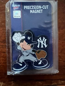 Mickey Mouse New York Yankees magnet - Picture 1 of 1