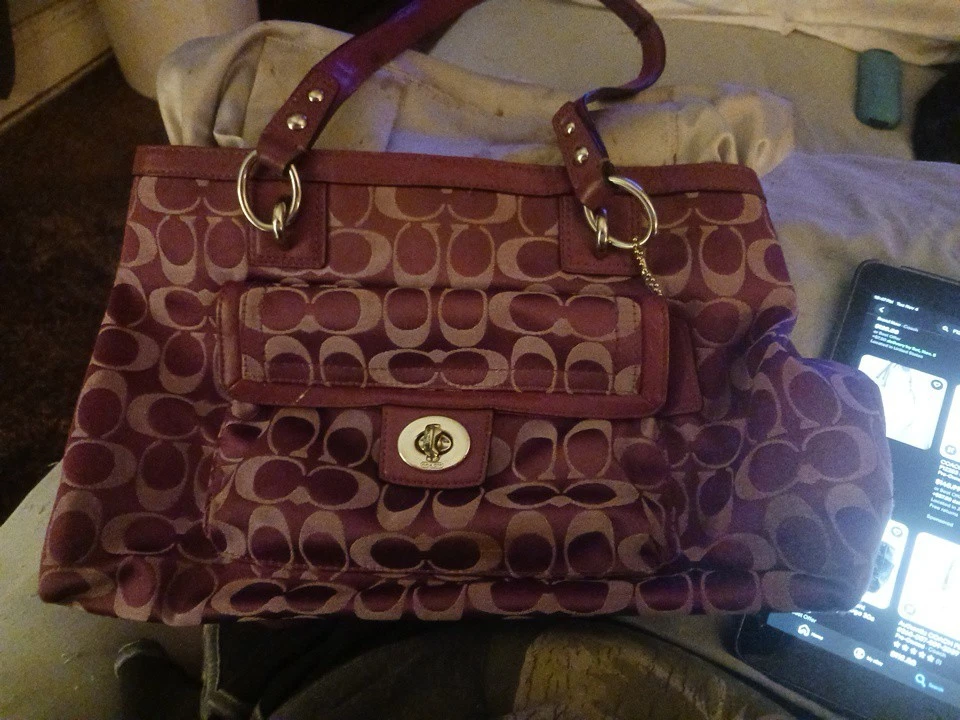 Coach F1273-F19043 púrpura Foto 1 de 4